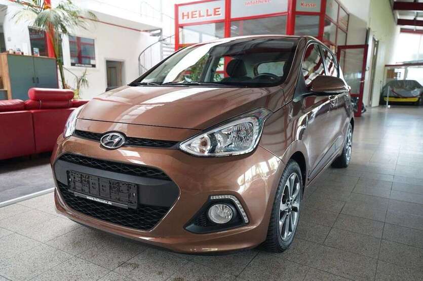 i10