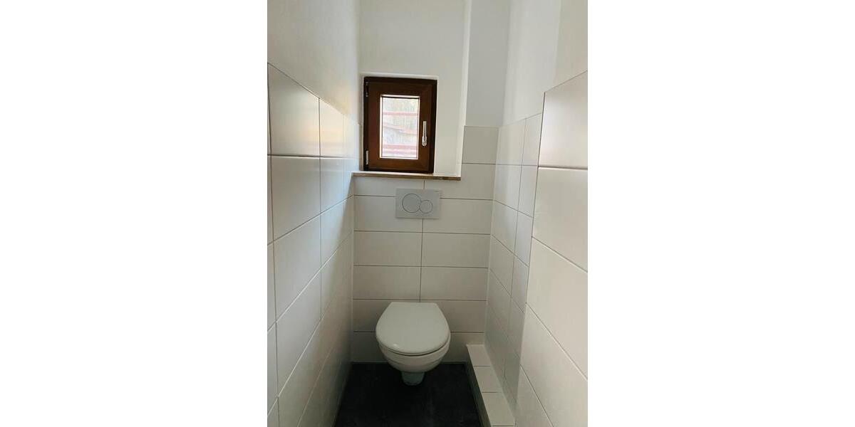 Etagenwohnung Meerane - 2 Zimmer, 58 m&sup2;, 319&euro; | Angebot:25376877