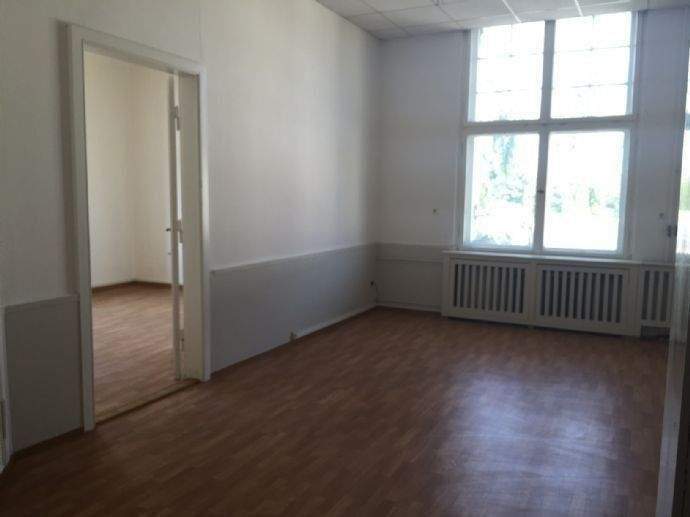 Gewerbeobjekt Gera Zwötzen - 2 Zimmer, 50 m&sup2;, 160&euro; | Angebot:25877234