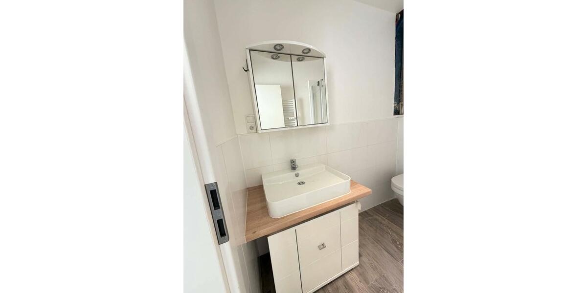 Erdgeschoßwohnung Gera Debschwitz - 1 Zimmer, 30 m&sup2;, 220&euro; | Angebot:26214055