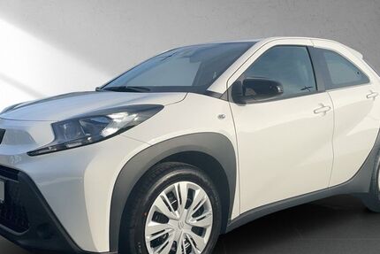 Toyota Aygo (X) 1.146 km 15.490 &euro; Gera 07554