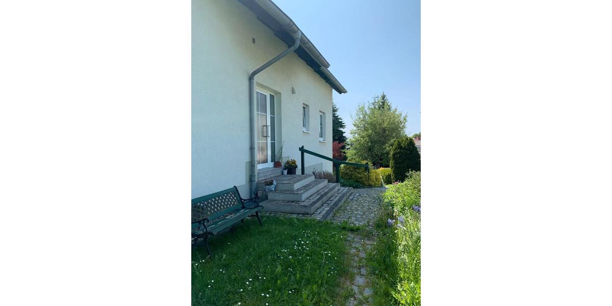 Etagenwohnung Greiz - 4 Zimmer, 90 m&sup2;, 156.000&euro; | Angebot:26123855