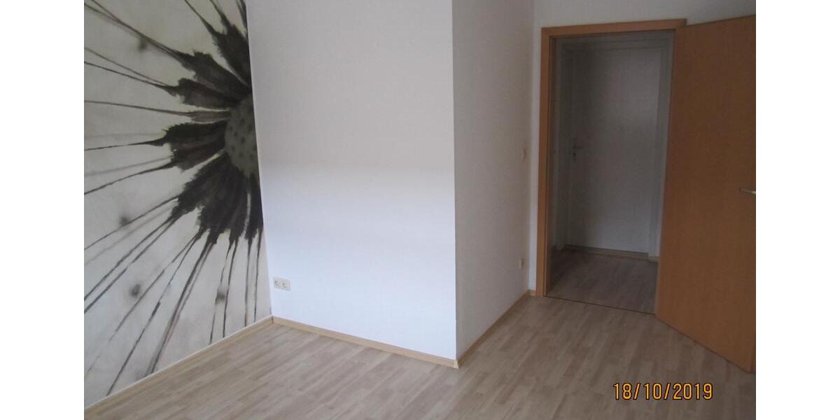 Erdgeschoßwohnung Meuselwitz - 2 Zimmer, 50 m&sup2;, 300&euro; | Angebot:24651531