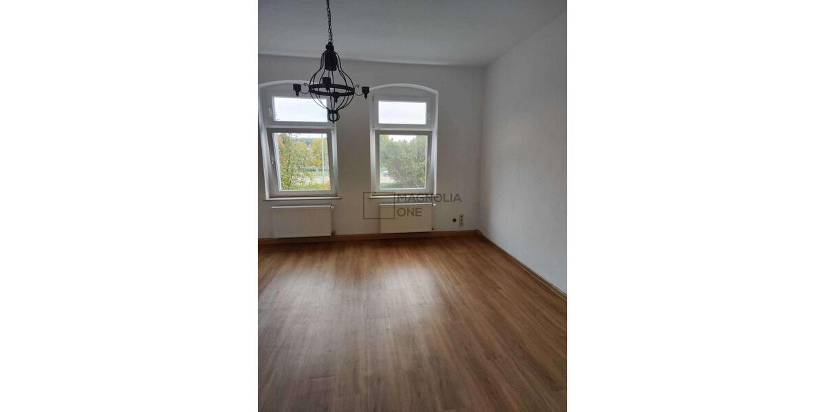Etagenwohnung Gößnitz - 4 Zimmer, 101 m&sup2;, 620&euro; | Angebot:22260220