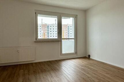 Wohnung Gera Lusan - 1.5 Zimmer, 52 m&sup2;, 310&euro; | Angebot:26461093
