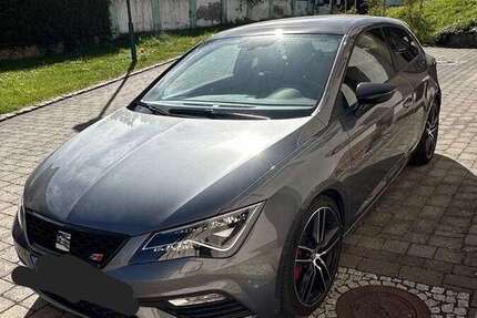 Seat Leon 43.748 km 32.000 &euro; Zeitz, Stadt 06711