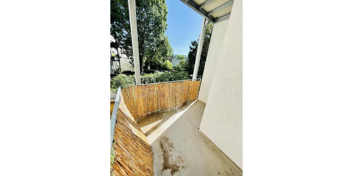 Wohnen in Gera Untermhaus! 3 Raum Wohnung mit Balkon (Südseite) und großen Wohnzimmer! - Etagenwohnung Gera Untermhaus | Angebot:26376571