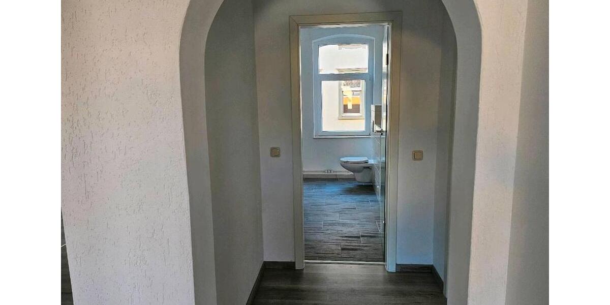 Etagenwohnung Greiz - 2 Zimmer, 77 m&sup2;, 420&euro; | Angebot:26167965