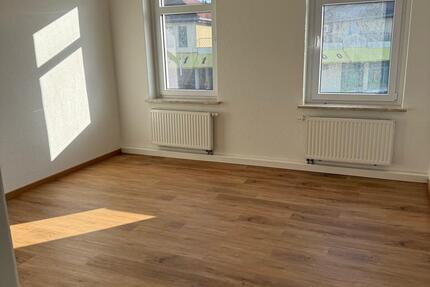 Wohnung Fraureuth - 2 Zimmer, 51 m&sup2;, 317&euro; | Angebot:25106659