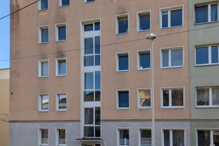 Wohnung zum Mieten in Gera 120 € 10.4 m² 1 zimmer