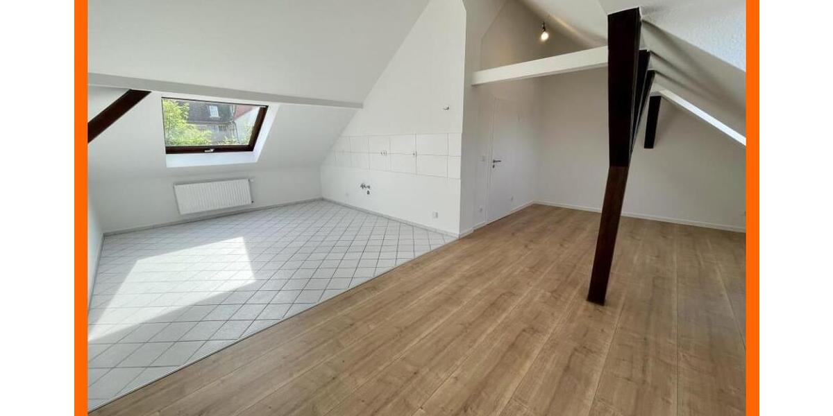 Mit Weitblick! 2,5 Raum DG Wohnung mit offener Küche im Wohnzimmer. Modernes Bad mit Wanne! - Dachgeschoßwohnung Gera Alt-Bieblach | Angebot:26248794