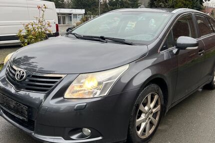 Toyota Avensis 270.000 km 3.200 &euro; Werdau 08412