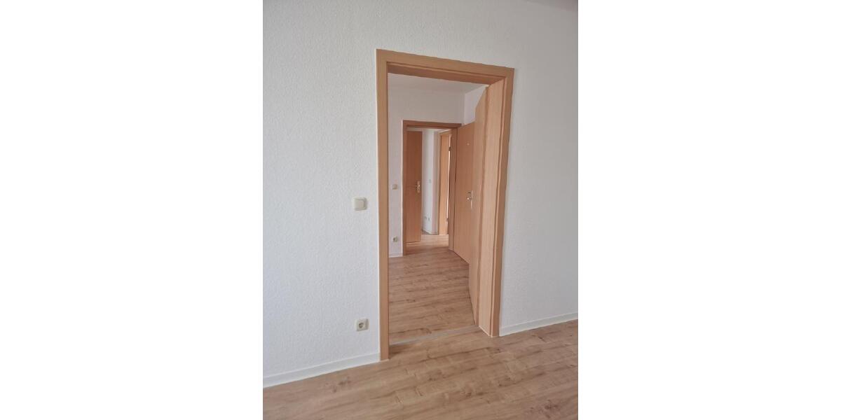 Geräumige Vierraumwohnung mit Balkon! 4 zimmer