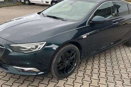 Opel Insignia 215.702 km 9.450 € Bürgel 07616