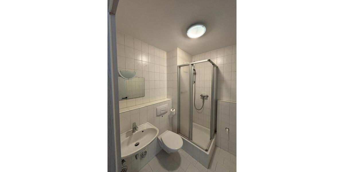 Erdgeschoßwohnung Meerane - 2 Zimmer, 40 m&sup2;, 280&euro; | Angebot:23371228