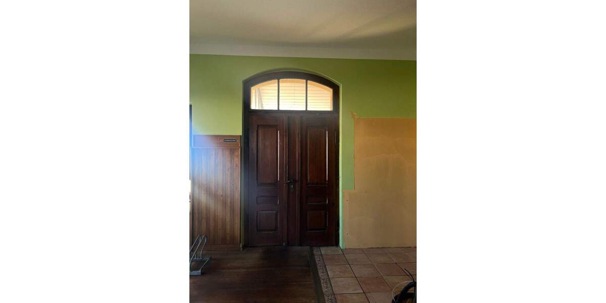 Ausflugslokal mit 3 Wohnungen und großem Grundstück 9 zimmer