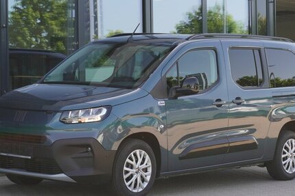 Fiat Doblo Maxi Kombi 1.5 130 AT / 10-Zoll Navi 41.821 km 25.790 &euro; Münchenbernsdorf 07589