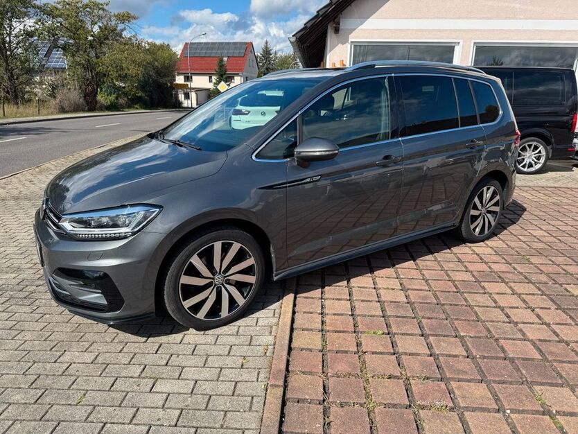 VW Touran 116.829 km 21.500 € Nobitz 04603