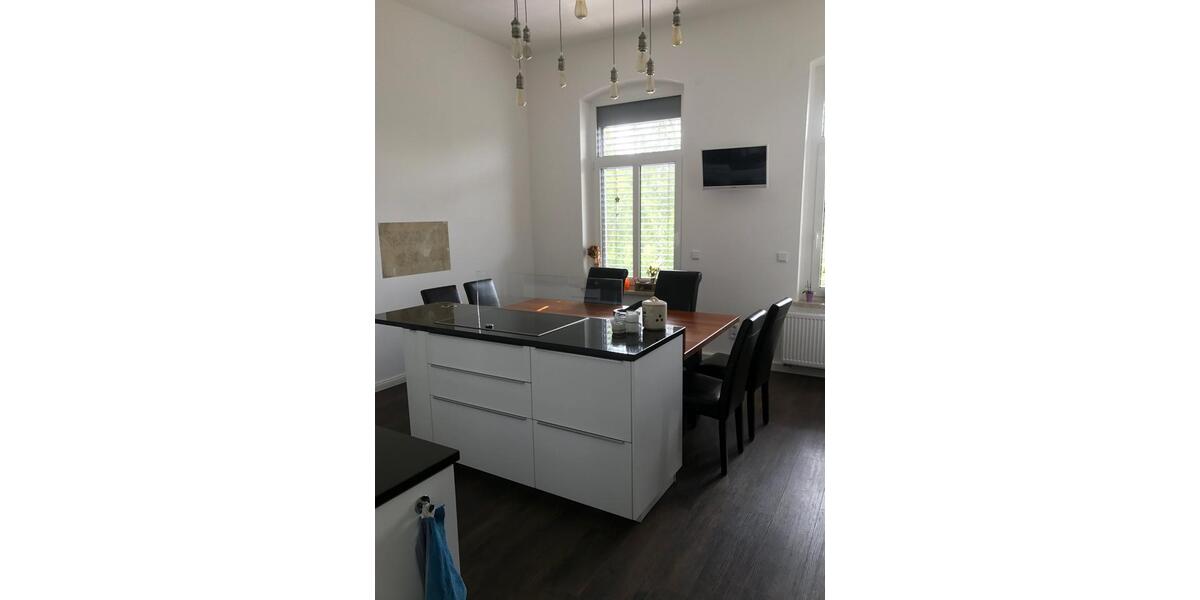Etagenwohnung Schmölln - 5 Zimmer, 156 m&sup2;, 254.000&euro; | Angebot:26964382