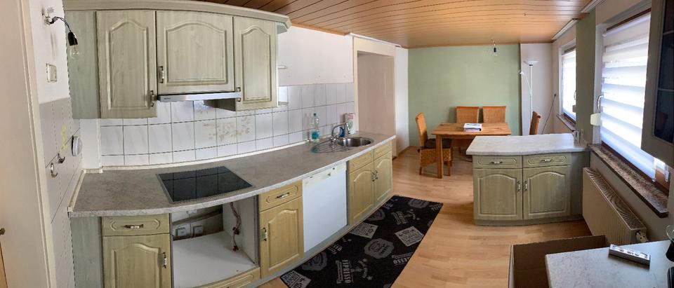 Reihenhaus Werdau - 9 Zimmer, 180 m&sup2;, 87.000&euro; | Angebot:25900449