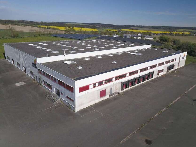Halle in Moßbach 1.600.000 € 5595 m²