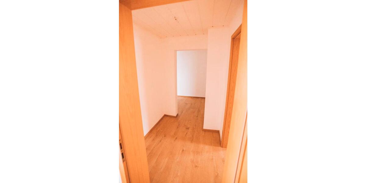 Etagenwohnung Gera Alt-Bieblach - 3 Zimmer, 75 m&sup2;, 449&euro; | Angebot:26650083