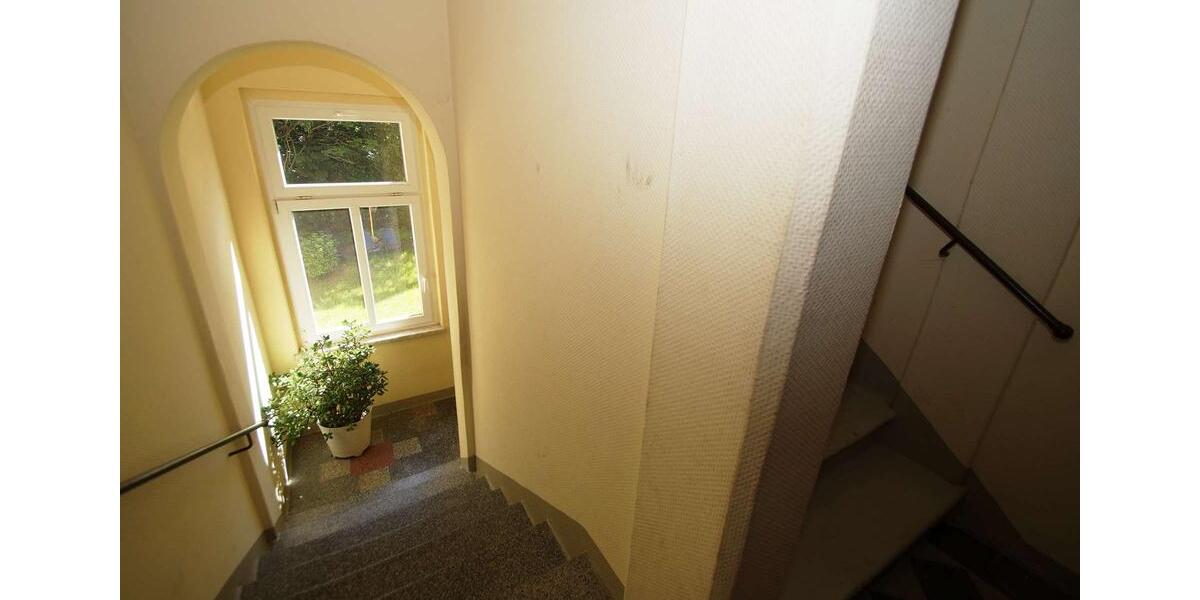 Erdgeschoßwohnung Altenburg - 5 Zimmer, 149 m&sup2;, 800&euro; | Angebot:25546653