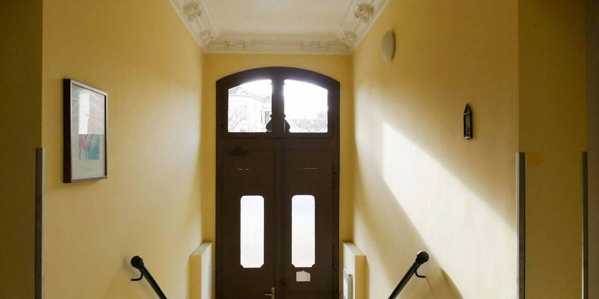 Kleine Wohnung im Einzeldenkmal und am Park 2 zimmer