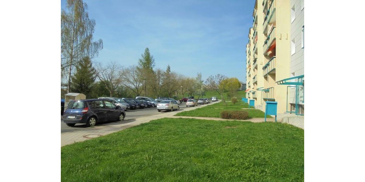 Erdgeschoßwohnung Gera Bieblach-Ost - 3 Zimmer, 70 m&sup2;, 428&euro; | Angebot:26049103