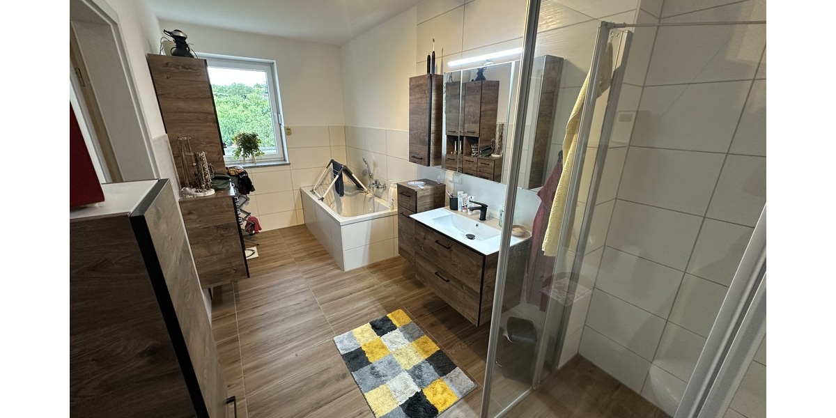 Wohnen mit ALLEN Extras am Geraer Reußpark! 4 Zimmer mit Loggia, Balkon, Aufzug und Tiefgarage! - Etagenwohnung Gera Alt-Bieblach | Angebot:26843941
