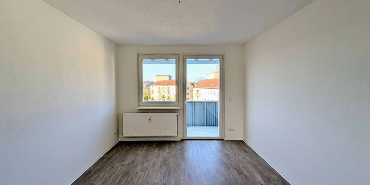 Frisch sanierte 4-Raum-Wohnung mit Dusche! 4 zimmer