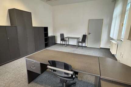 Büro in Zwickau 182 € 41 m²