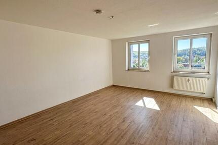 Wohnung Gera - 3 Zimmer, 81 m&sup2;, 420&euro; | Angebot:26440892
