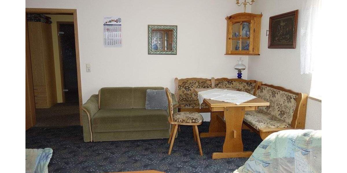 Doppelhaushälfte Werdau - 6 Zimmer, 210 m&sup2;, 260.000&euro; | Angebot:25037909