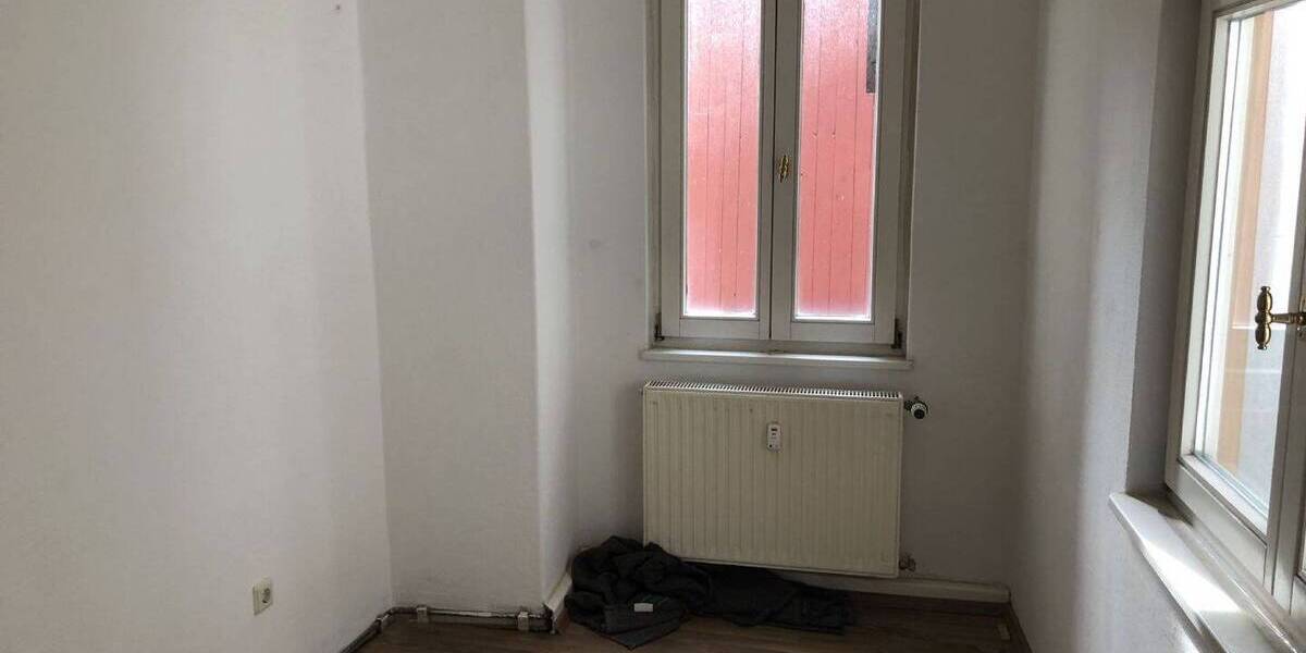 Denkmalgeschütztes Mehrfamilienhaus mit Gewerbeeinheit im Herzen von Weida 7 zimmer