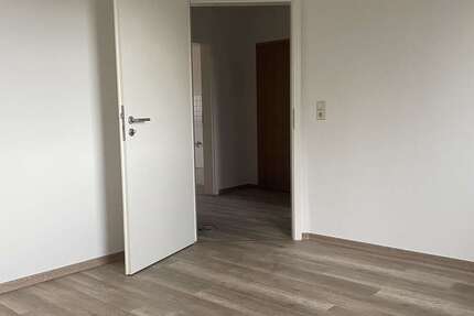 Wohnung zum Mieten in Fraureuth 370 € 53.89 m² 2 zimmer