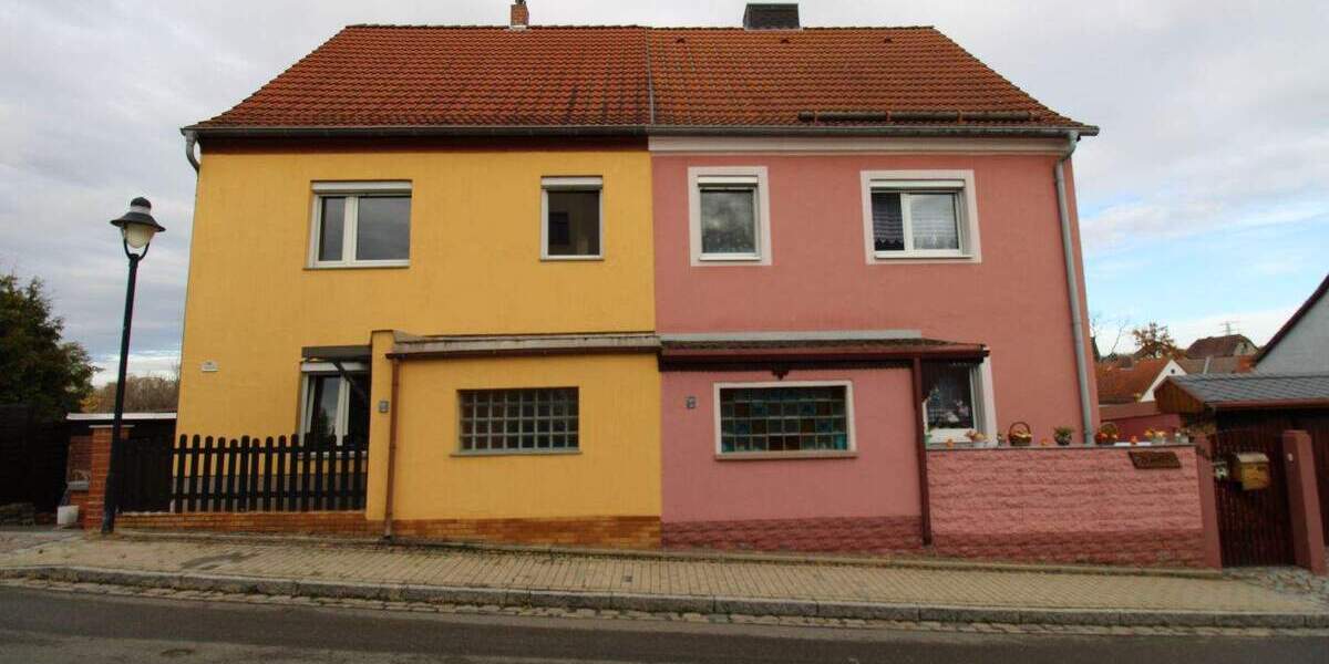 Doppelhaushälfte Teuchern Naundorf - 5 Zimmer, 170 m&sup2;, 110.000&euro; | Angebot:25736455