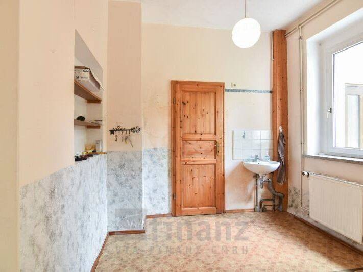 Reihenmittelhaus Crimmitschau - 5 Zimmer, 182 m&sup2;, 99.000&euro; | Angebot:26930213