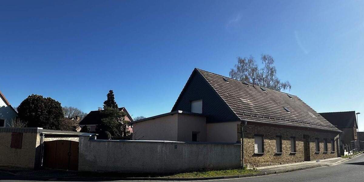 Mehrfamilienhaus, Wohnhaus Teuchern Plotha - 6 Zimmer, 250 m&sup2;, 159.900&euro; | Angebot:26377100