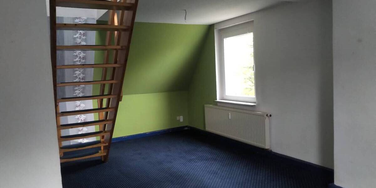 Etagenwohnung Weida Steinsdorf - 3 Zimmer, 90 m&sup2;, 500&euro; | Angebot:25731995
