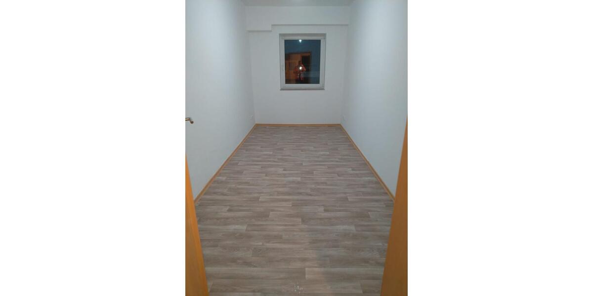 Erdgeschoßwohnung Zeulenroda-Triebes Triebes - 4 Zimmer, 104 m&sup2;, 780&euro; | Angebot:26169251