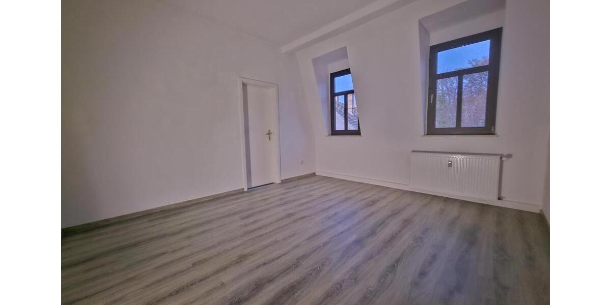 Dachgeschoßwohnung Altenburg - 3 Zimmer, 83 m&sup2;, 457&euro; | Angebot:24441335