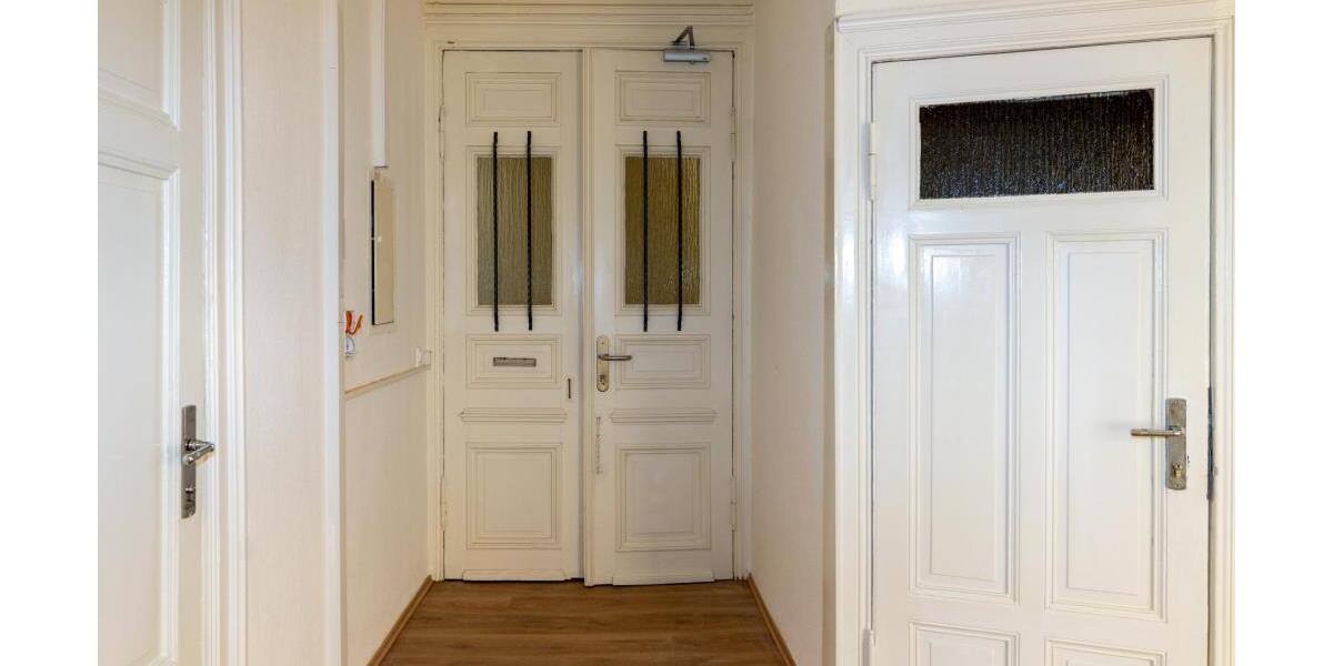 Elegante 4-Raum-Wohnung mit ca. 127 m² im Gründerzeitbau – begehrte Lage! - Etagenwohnung Gera Ostviertel | Angebot:26334927