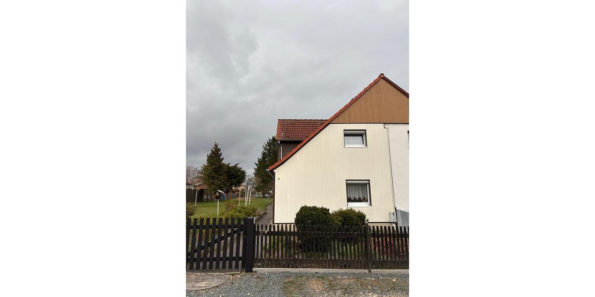 Doppelhaushälfte Schmölln - 4 Zimmer, 60 m&sup2;, 79.000&euro; | Angebot:26004077