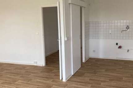 Wohnung Gera Lusan - 3 Zimmer, 58 m&sup2;, 340&euro; | Angebot:27112516