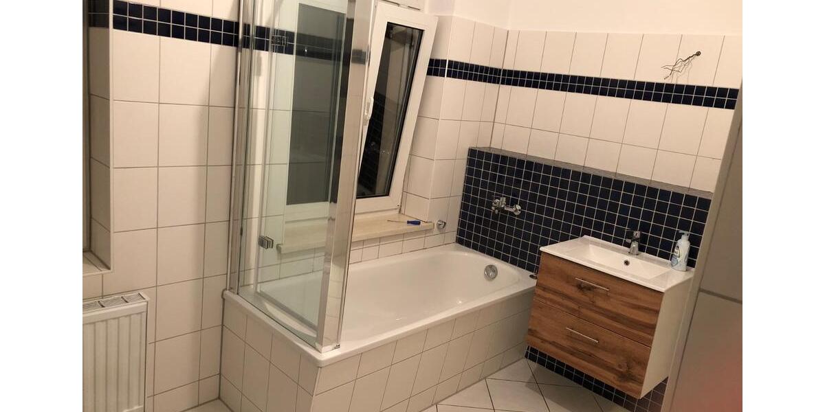 Etagenwohnung Gera Lusan - 4 Zimmer, 108 m&sup2;, 815&euro; | Angebot:25842514