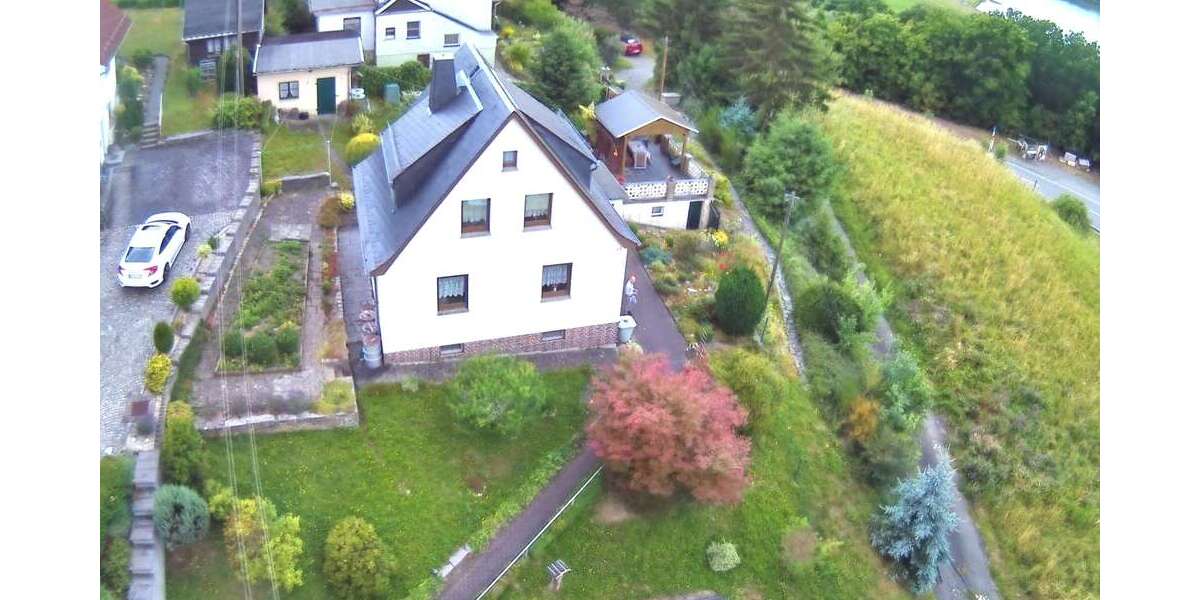 Einfamilienhaus Greiz - 5 Zimmer, 90 m&sup2;, 750&euro; | Angebot:26741755