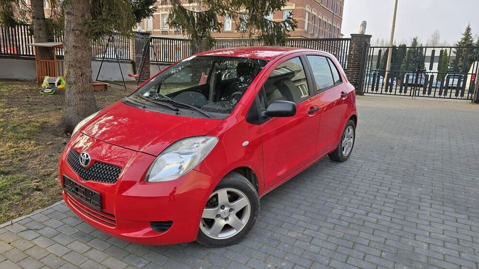 Yaris