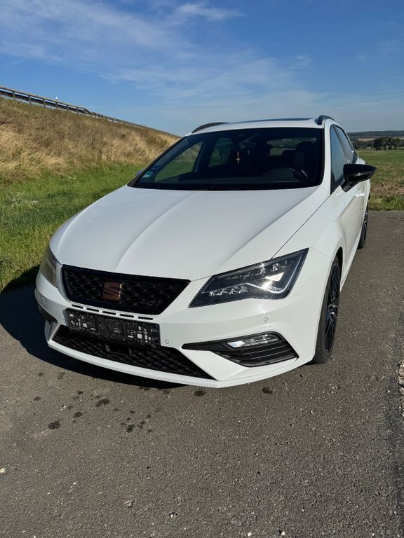 Seat Leon 99.000 km 20.999 € Lemnitz 07819