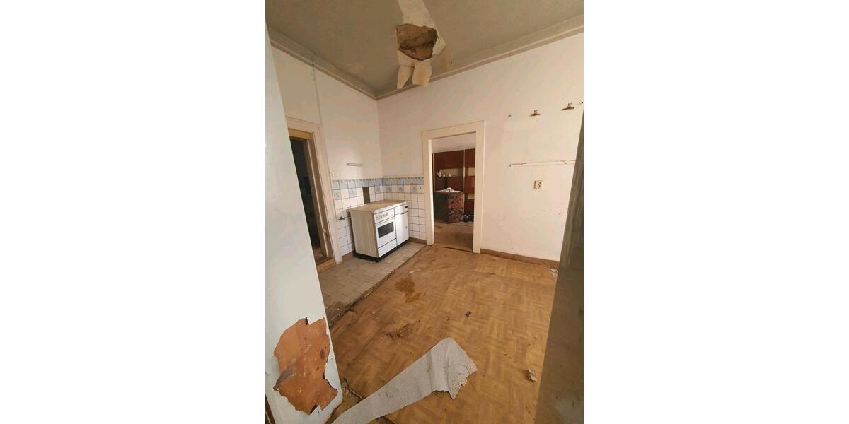 Mehrfamilienhaus, Wohnhaus Greiz - 6 Zimmer, 200 m&sup2;, 27.600&euro; | Angebot:27401552